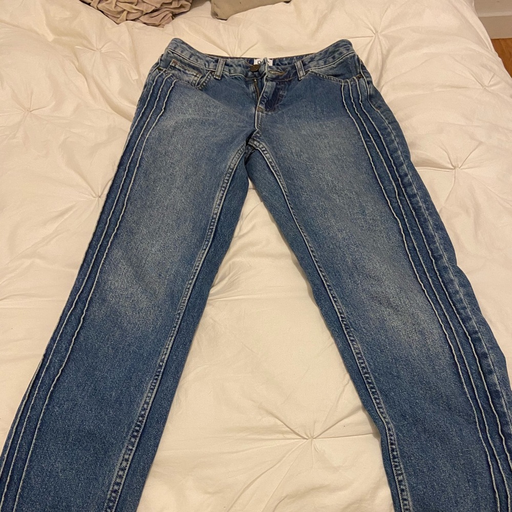 Urban Outfitters high-waist mom jeans! Sz 26